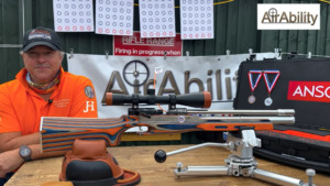 What equipment Graeme Spencer uses, who won 3 medals at Benchrest UK Air and Rimfire Shooting